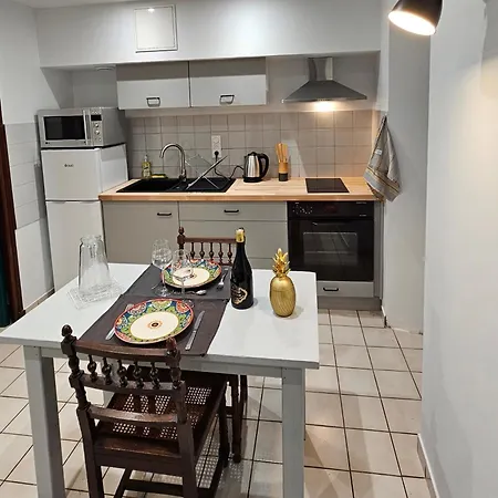 Apartman Au Coeur De Marcillac-Vallon