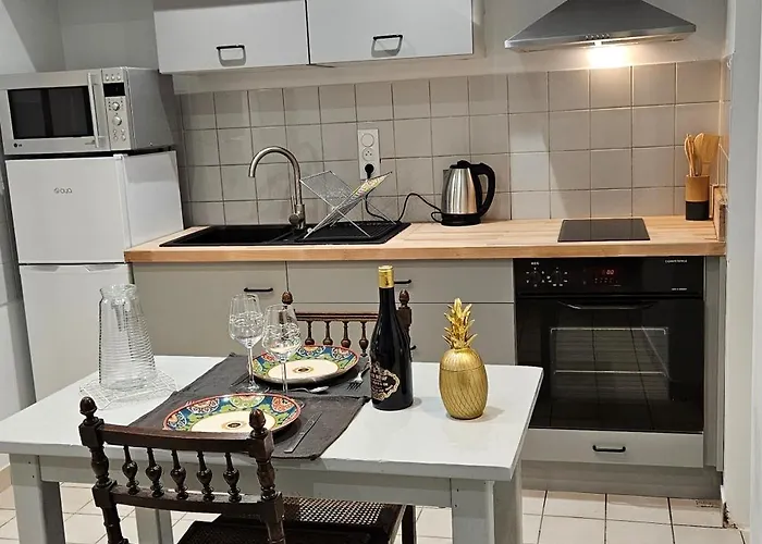 Apartament Au Coeur De Marcillac-Vallon